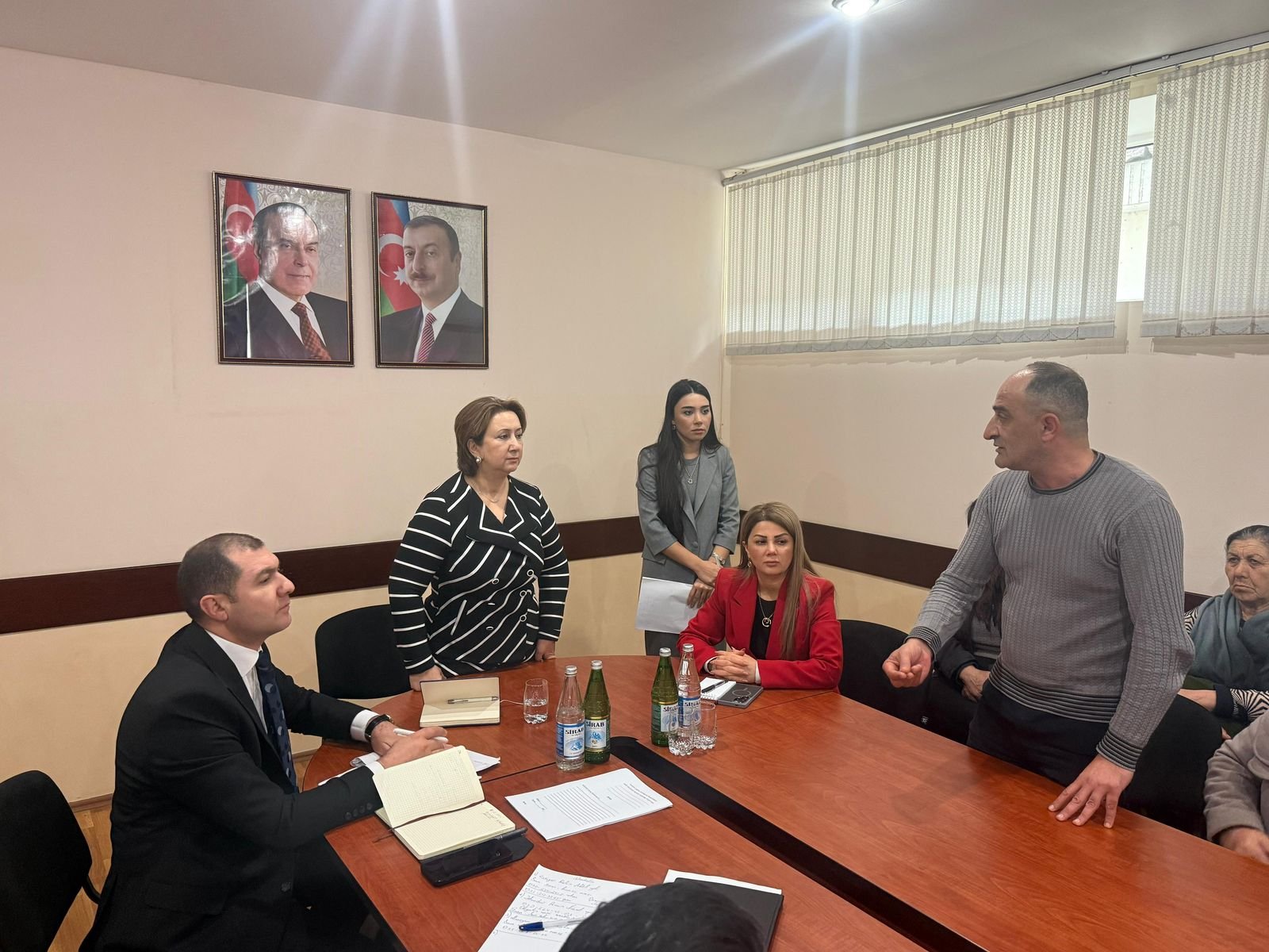 Deputat ərazidə vətandaş qəbulu keçirdi