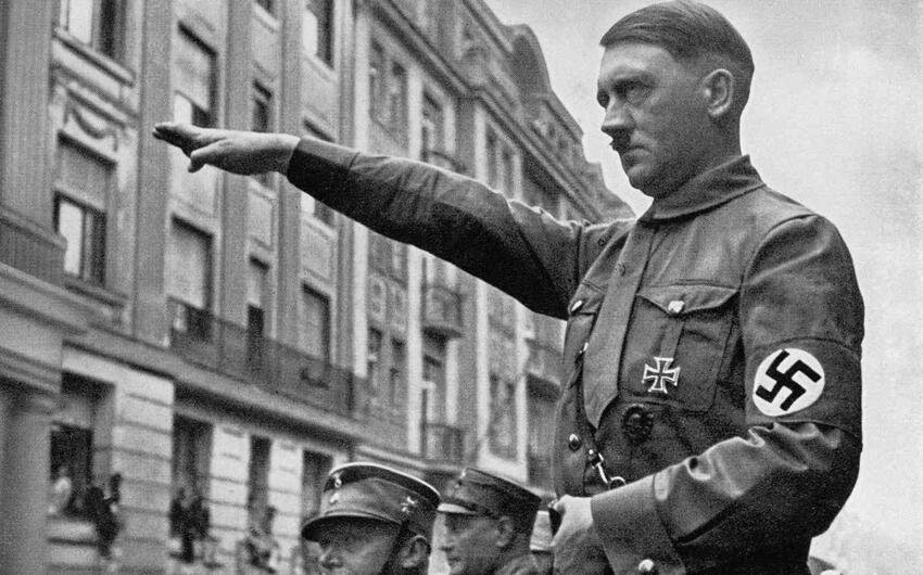 Türkiyə vətəndaşı Hitlerə görə Rusiyada saxlanıldı