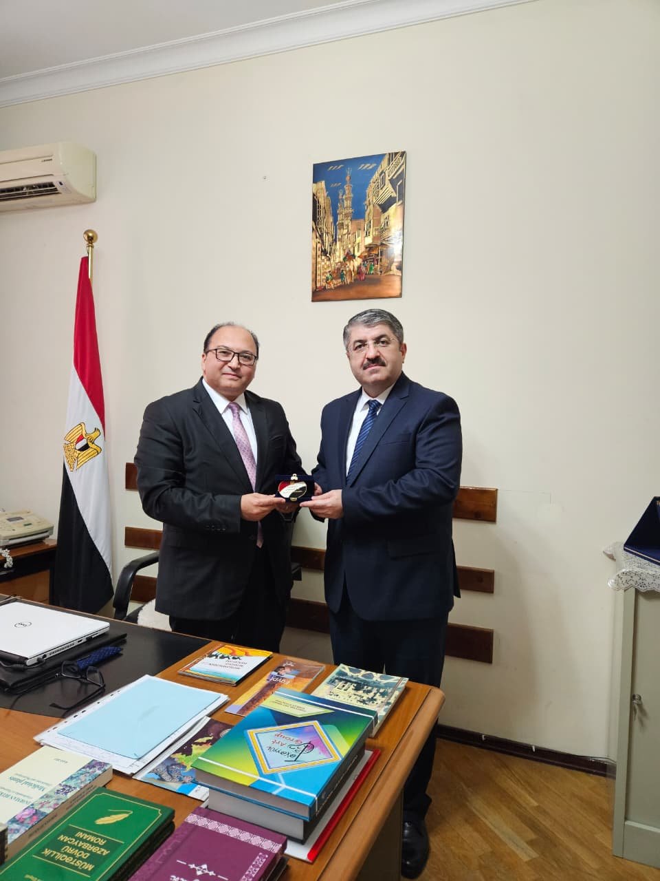 Azərbaycanlı alim Misir Təhsil Nazirliyinin medalı ilə təltif olunub