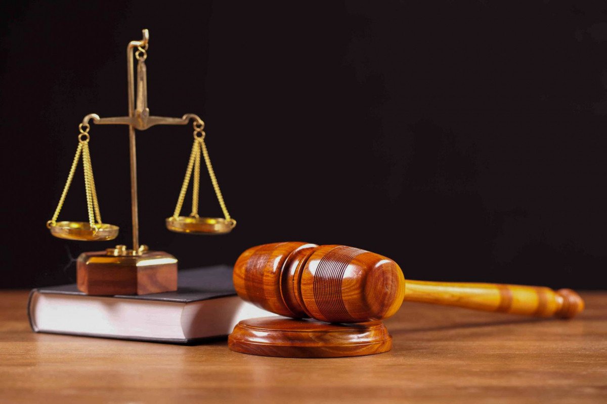 “QHT işi” üzrə ittiham olunanların məhkəməsi başladı