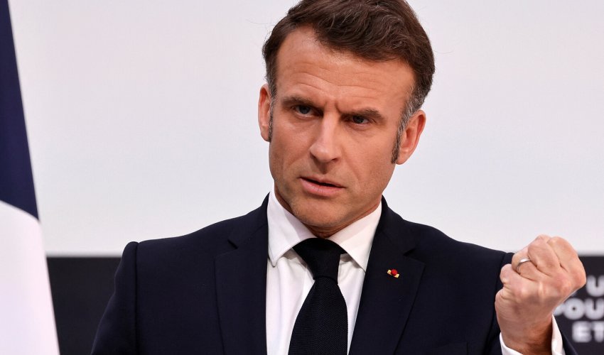 Makron istefa verməyəcək