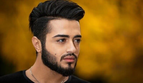 Azərbaycanlı müğənni Rusiyadan 20 illik deport olundu