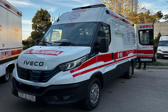 Abşeronda 21 yaşlı qadın eyvandan yıxılaraq ölüb