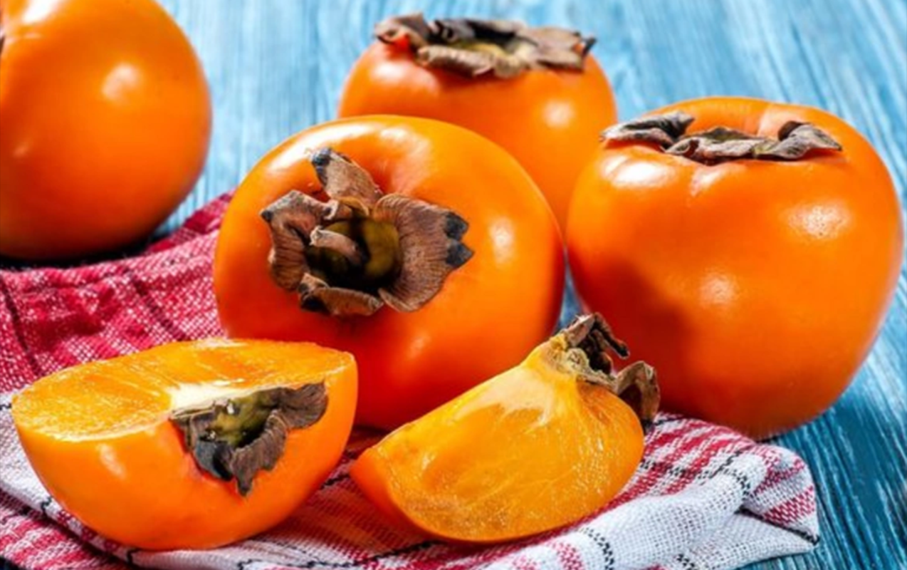 Nəfəs borusunda xurma qalan oğlan öldü