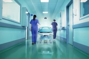 Sumqayıtda klinikada 72 yaşlı qadın iynənin təsirindən öldü