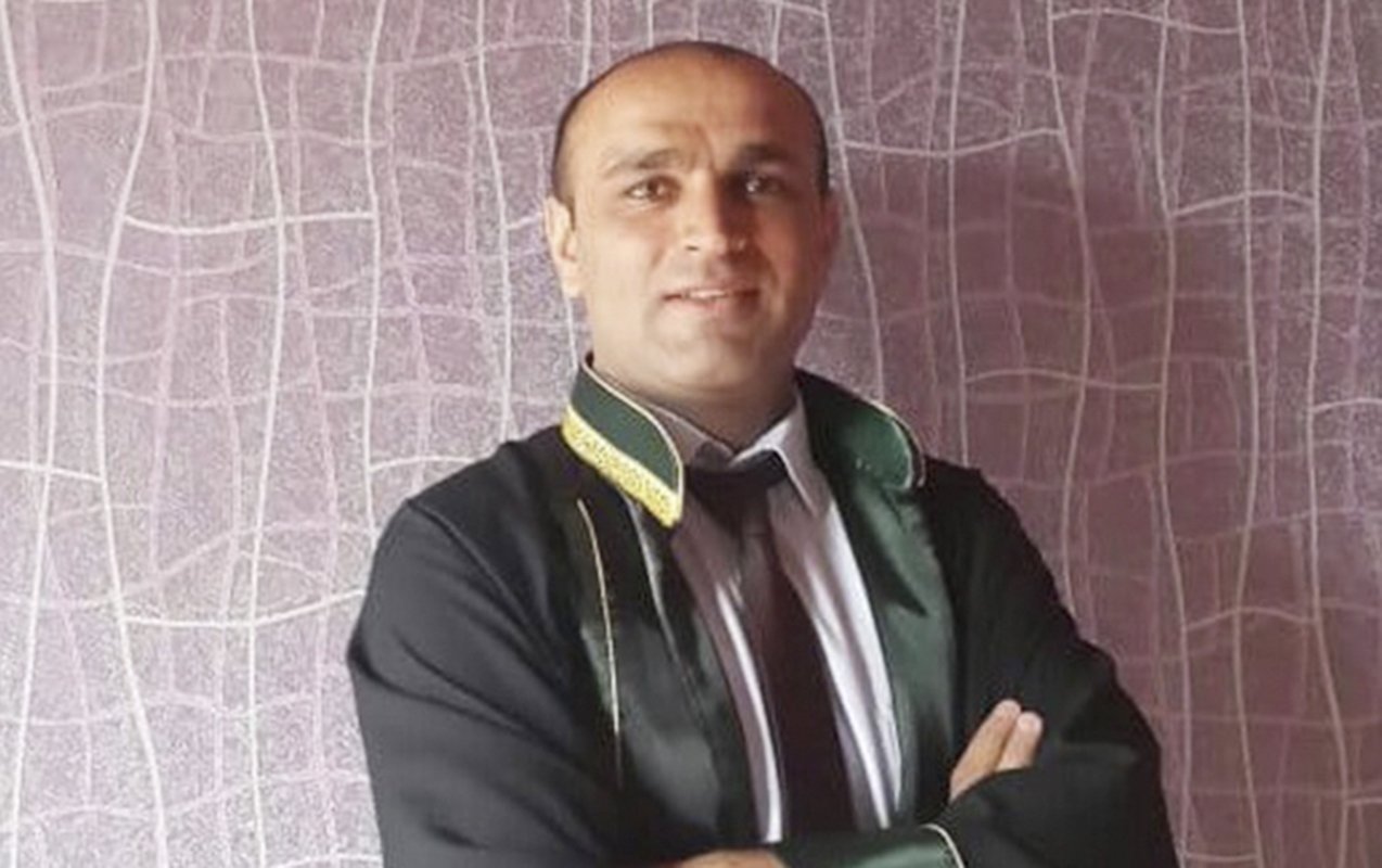 "Əxlaqsız təkliflər edir" - Azərbaycanda vəkilə qarşı ağır ittihamlar